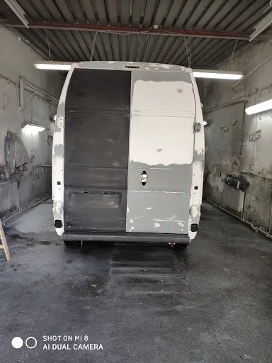 Lakiernictwo , blacharstwo Wadowski Mariusz